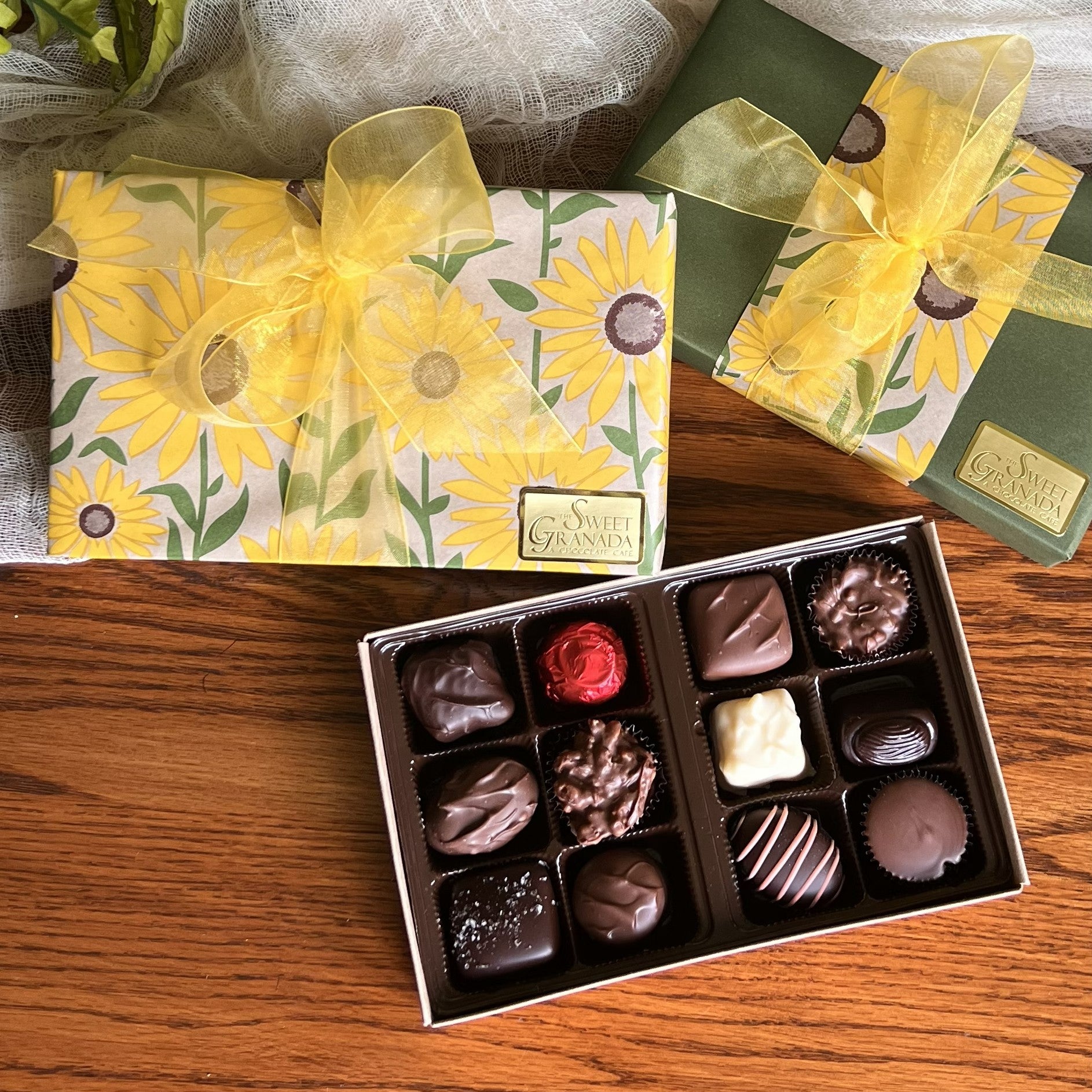12pc Summer Assorted Gift Box