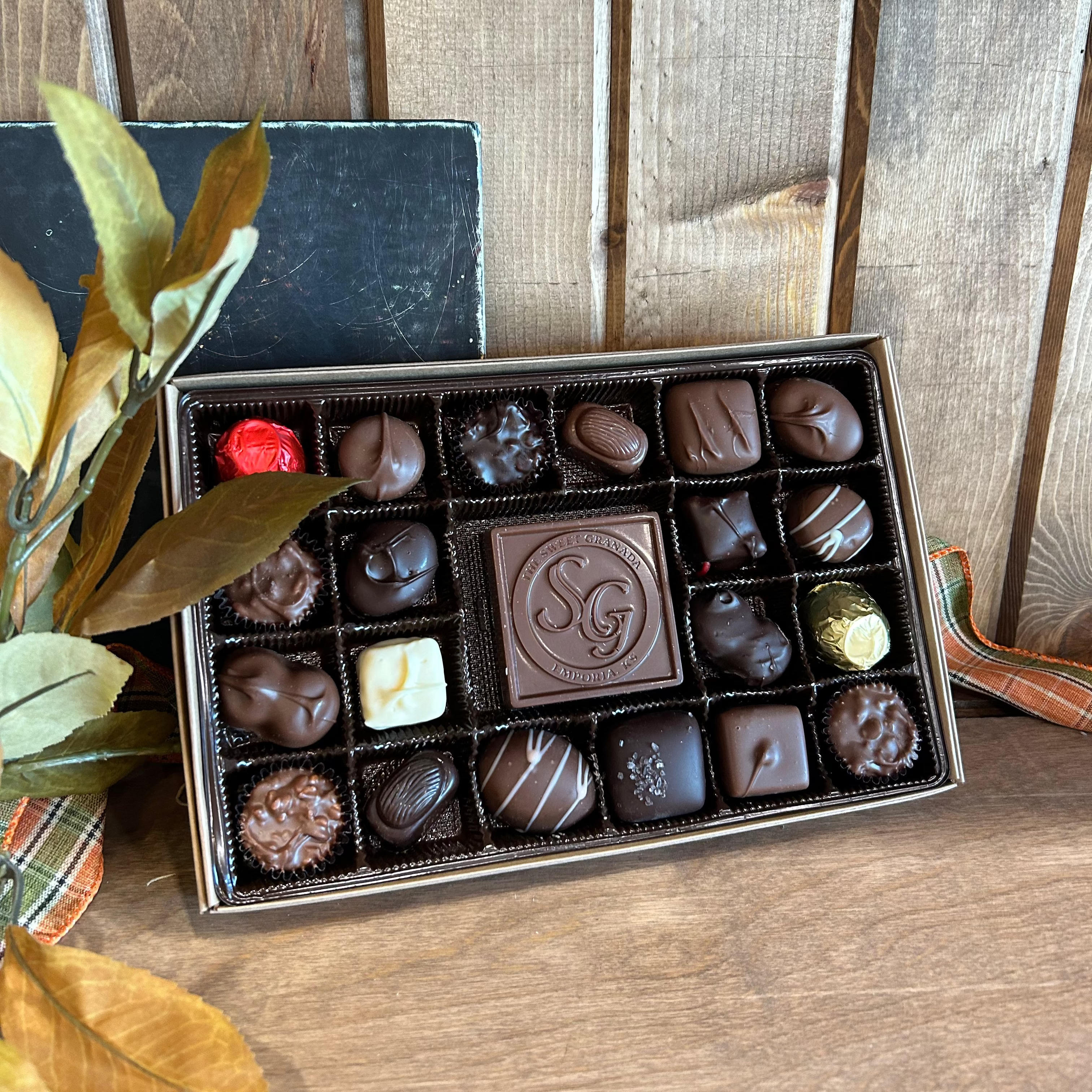 44pc Fall Assorted Gift Box