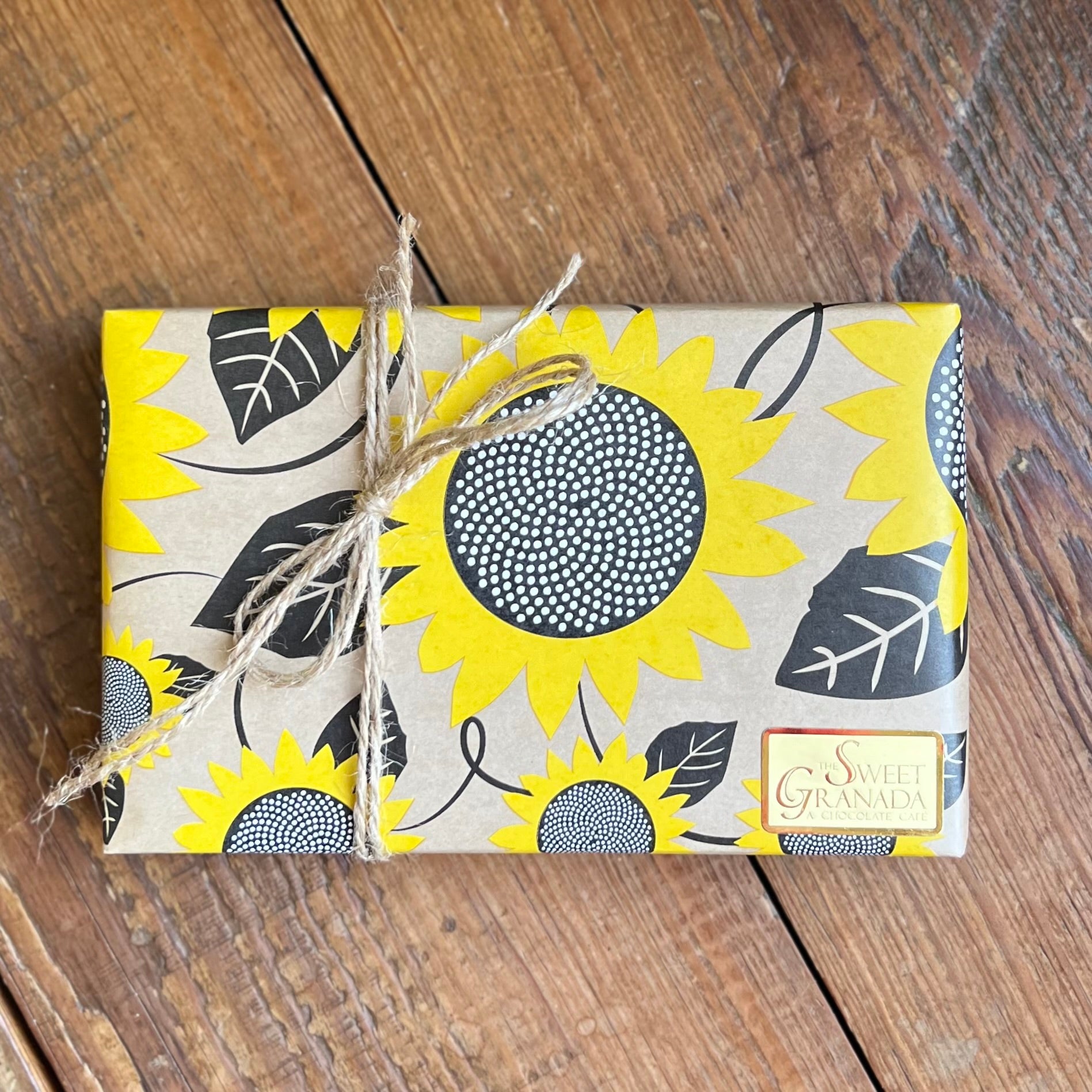 12pc Kansas Assorted Gift Box