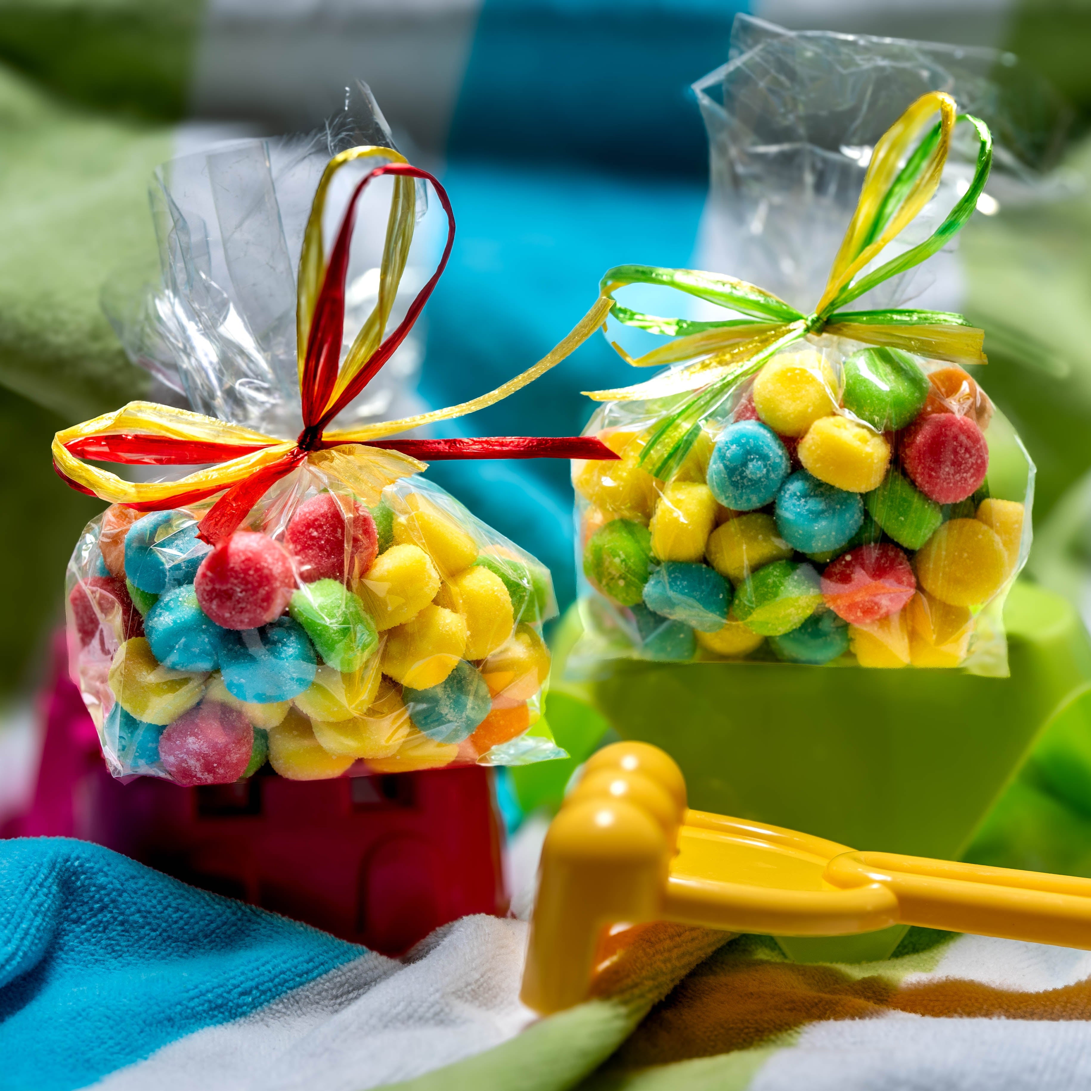 Sour Gummi Poppers