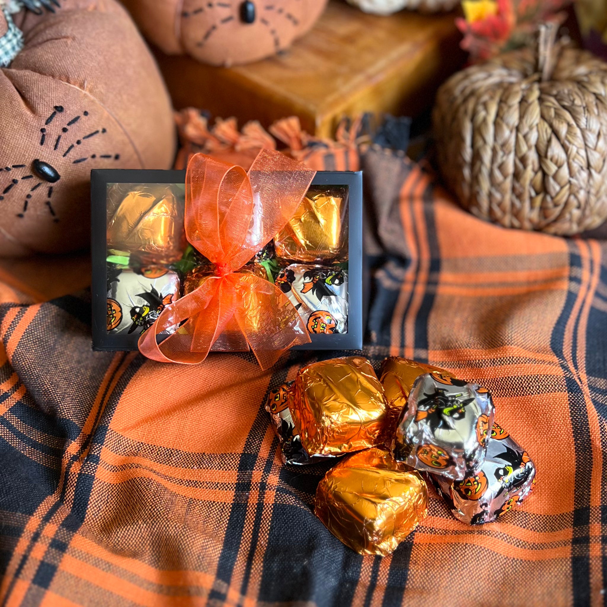 6pc Halloween Caramel Box