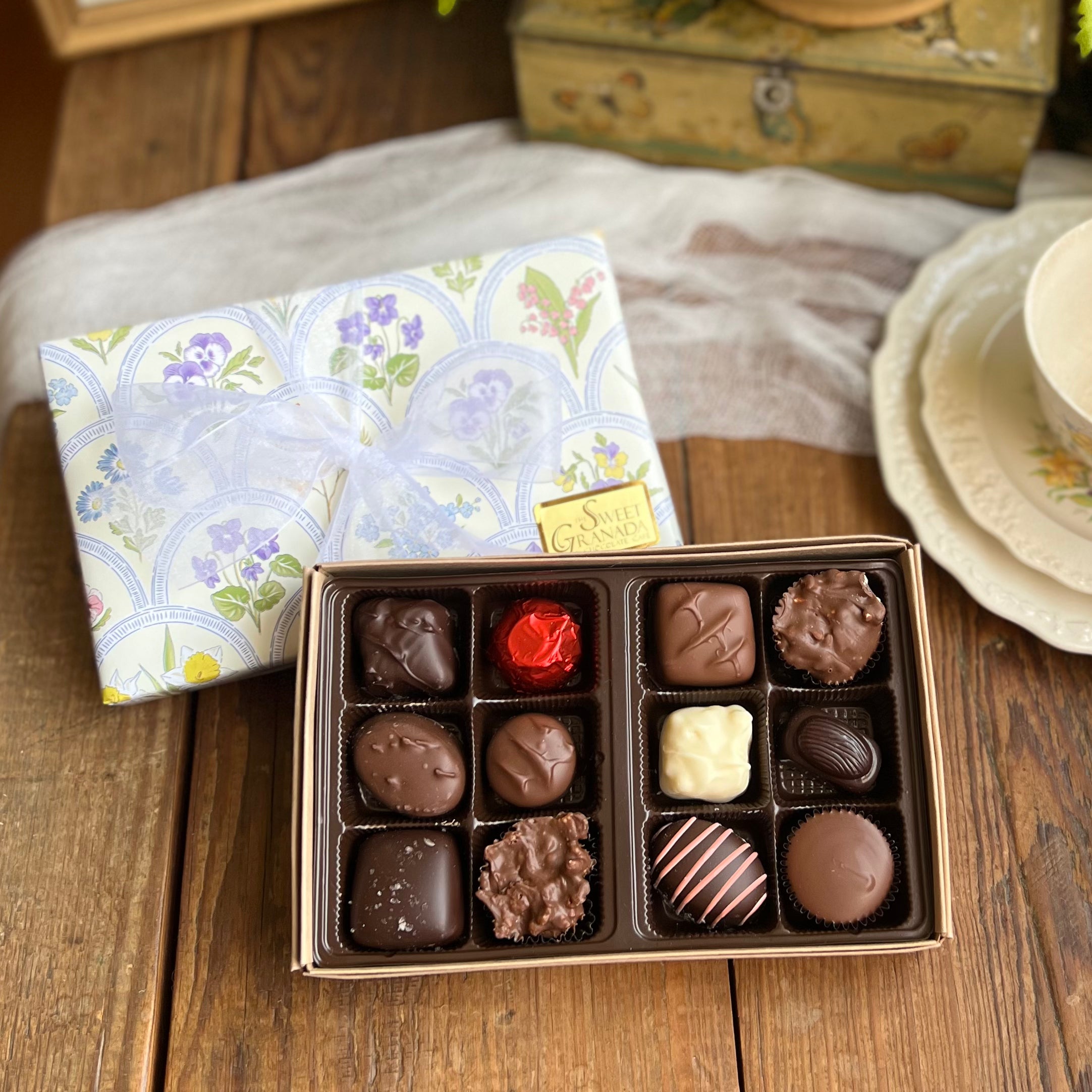 12pc Spring Assorted Gift Box