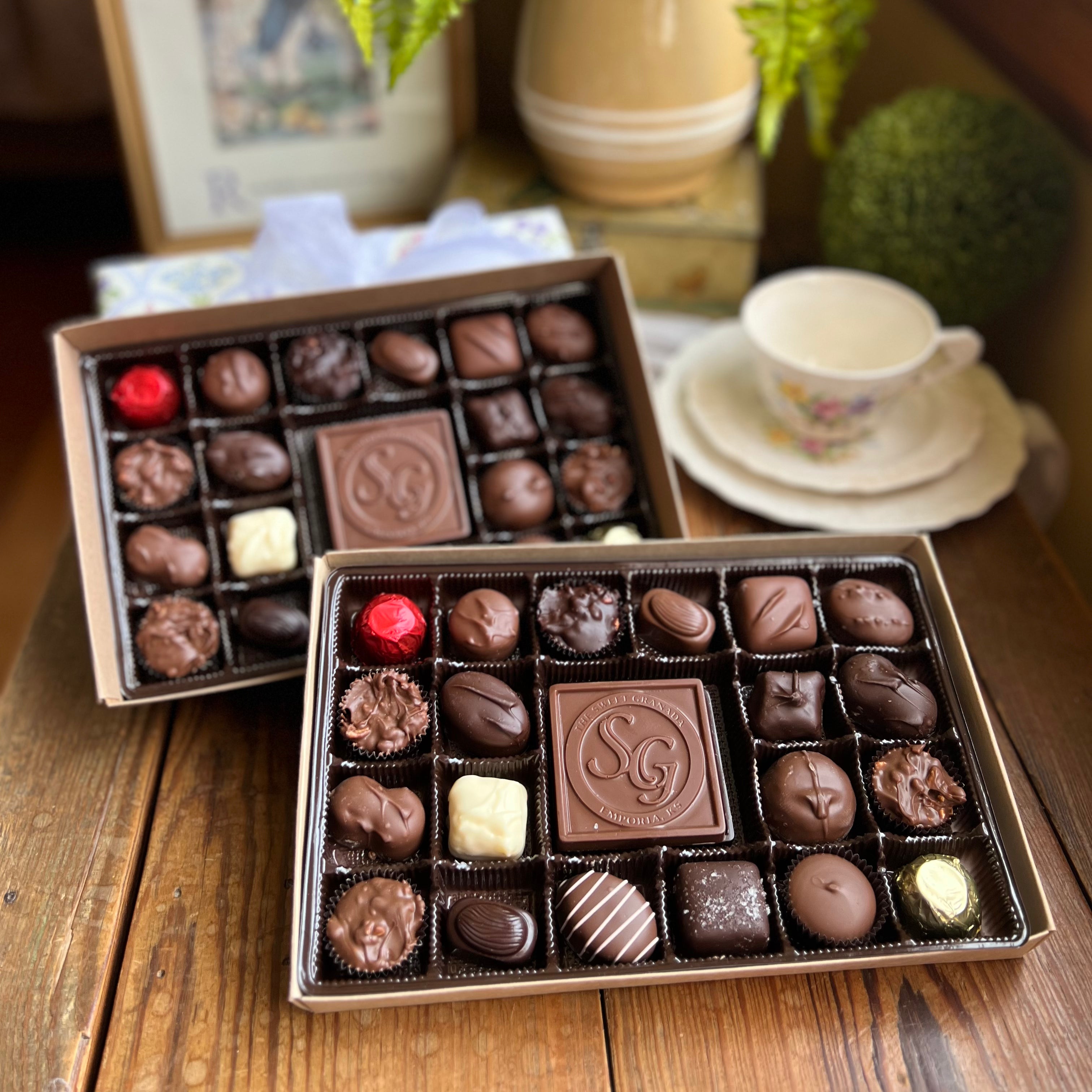 44pc Spring Assorted Gift Box